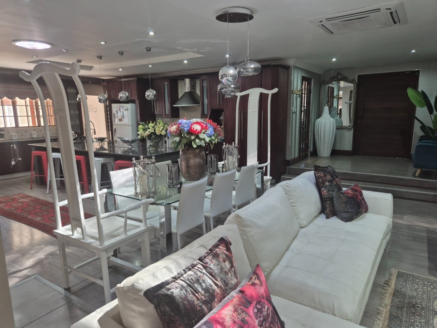 5 Bedroom Property for Sale in Heuwelsig Free State